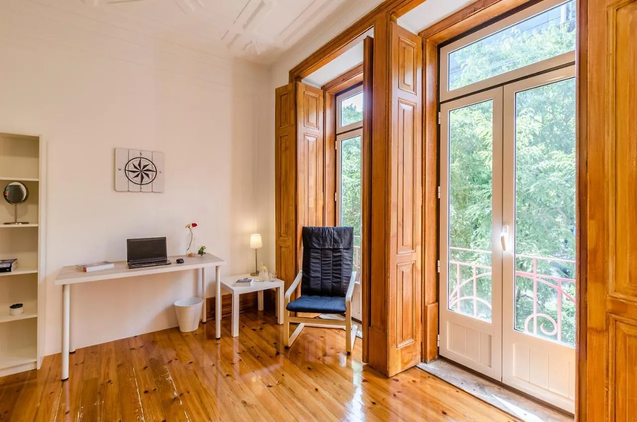 Flh Spacious Flats Near Avenida Da Liberdade Лиссабон Апартаменты
